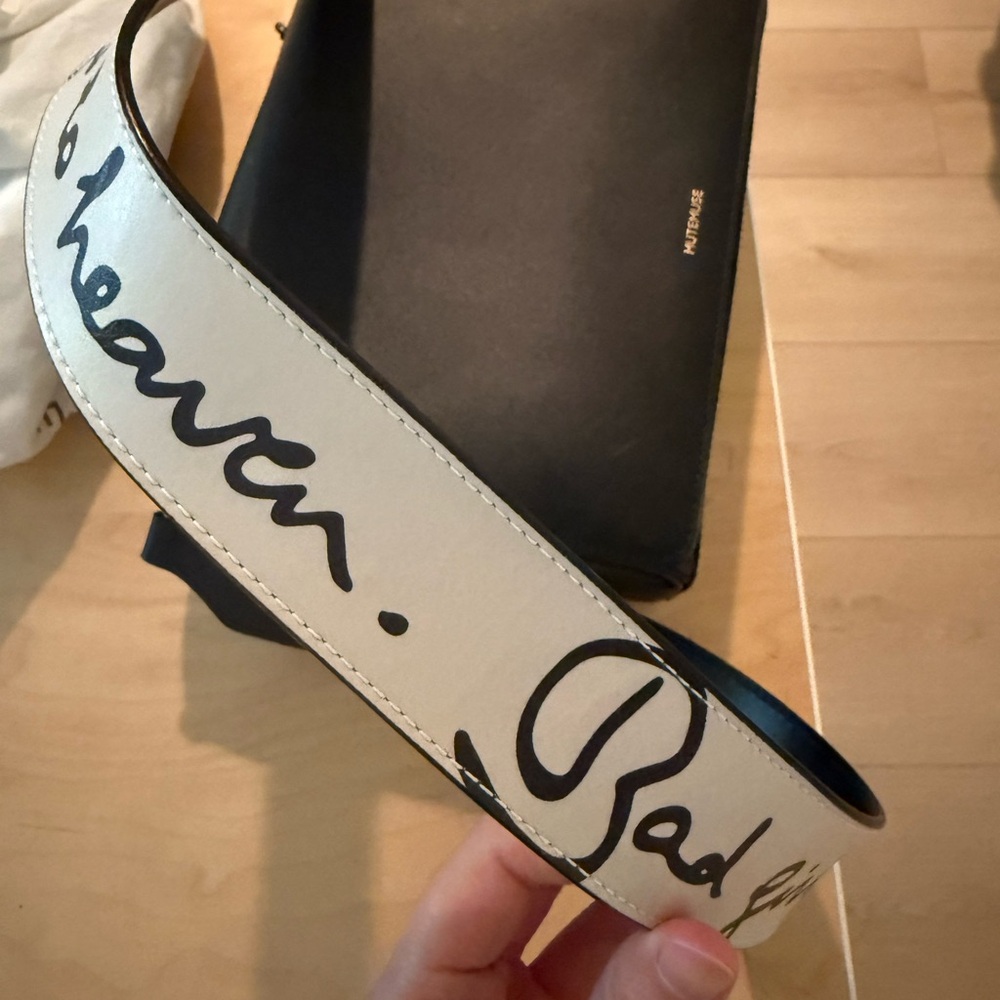 Bad Girls Artwork Strap Mutemuse